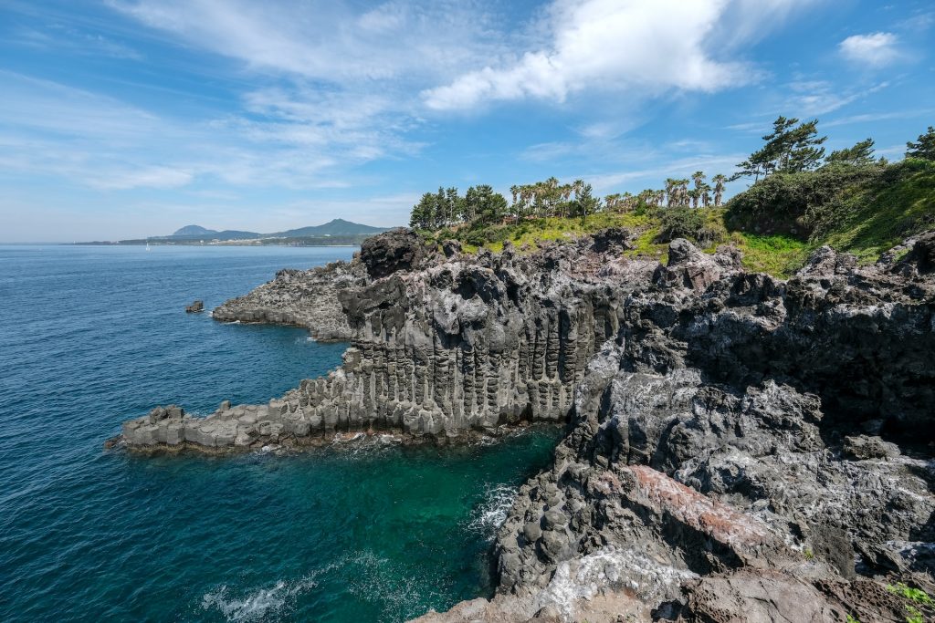 nature voyage guide tourisme lieux à visiter SIM 4G corée du sud île de jeju déchet actualité taxe