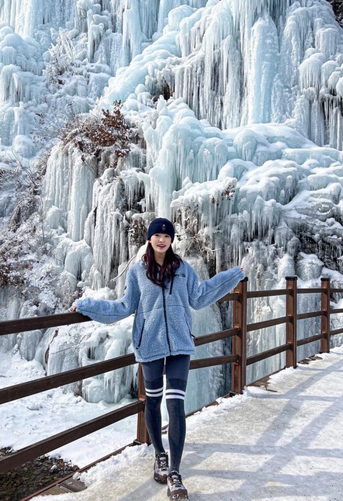 vallée d'Eobigyegok cascade gelée activité instagram tiktok meilleur spot photo corée du sud séoul visite comment y aller
